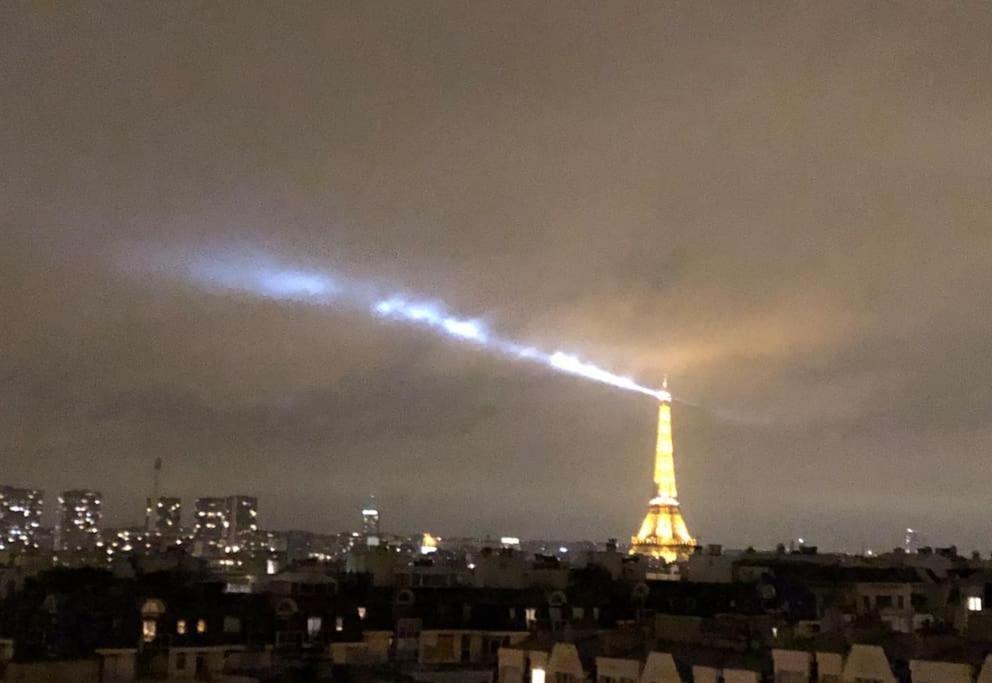 Parc Expo, Porte De Versailles, Tour Eiffel *